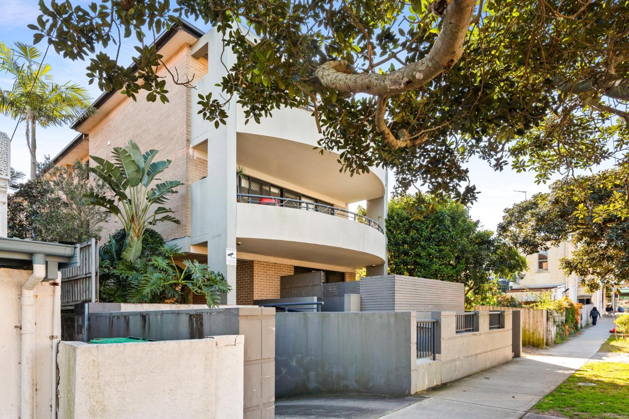 Fab Bondi 2-bed With Courtyard & Alfresco Dining